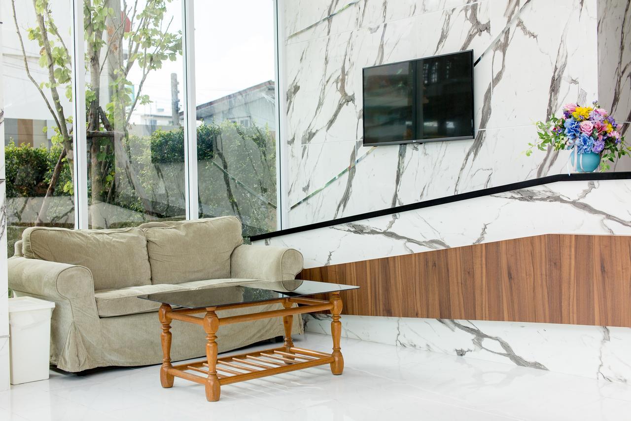 Thongchen Residence Samut Sakhon Экстерьер фото